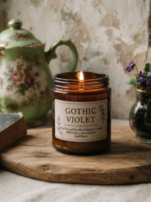 violet and patchouli candle